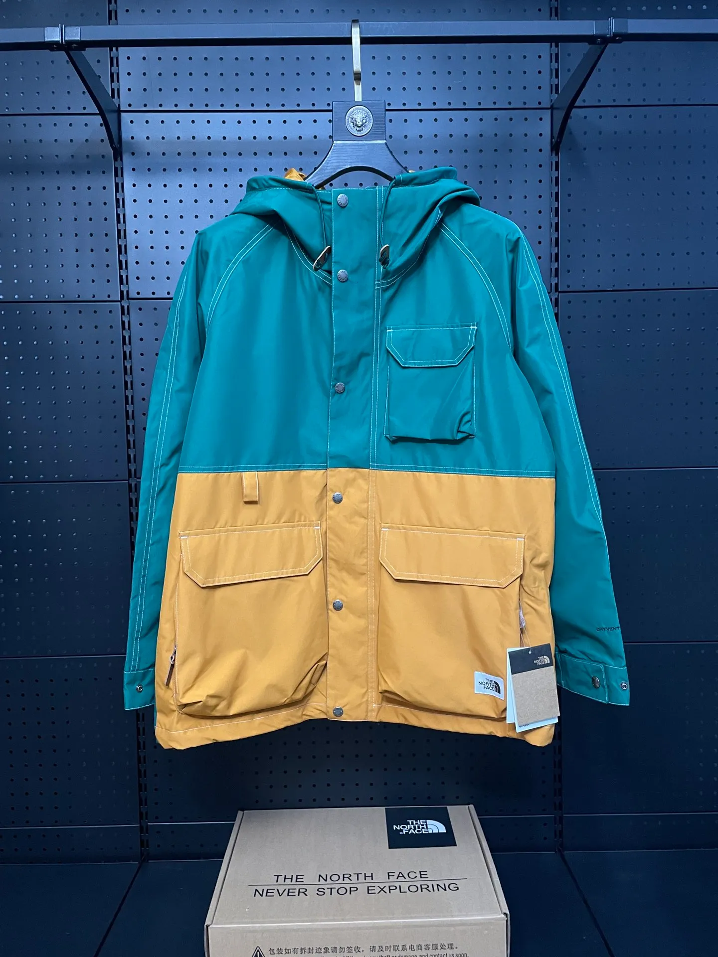 TNF ， ， 👇 ： 1、 ISO 90（ISO 4） ！ 2、 ： 2L Gore-tex ， ， ， ， Breathable 。 3、 ： 330 ， ， 。 。 4、 ： ZP。 ， ， 5、 ： YKK ， 10 ， ， 6、 ， zp ， ！ :Yellow Black Size:XS-XXL